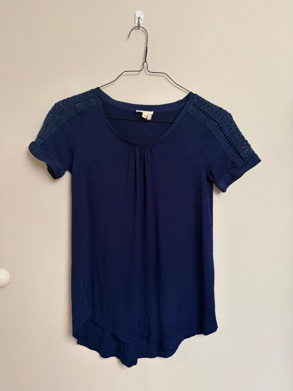 Anthropologie Meadow Rue Navy Blue High-Low T-Shirt